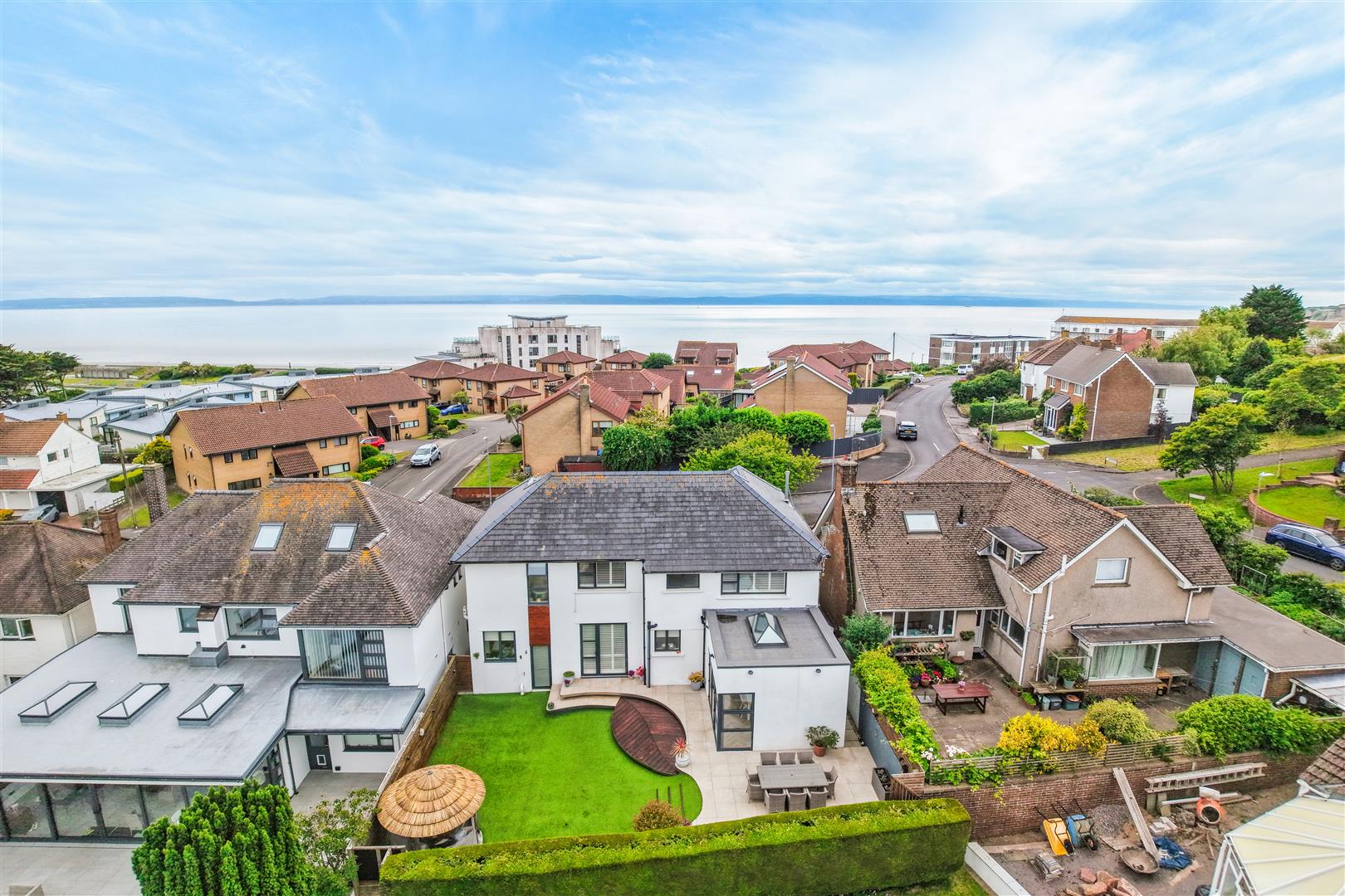 8 Heol-Y-Bryn, Barry, CF62 6SY